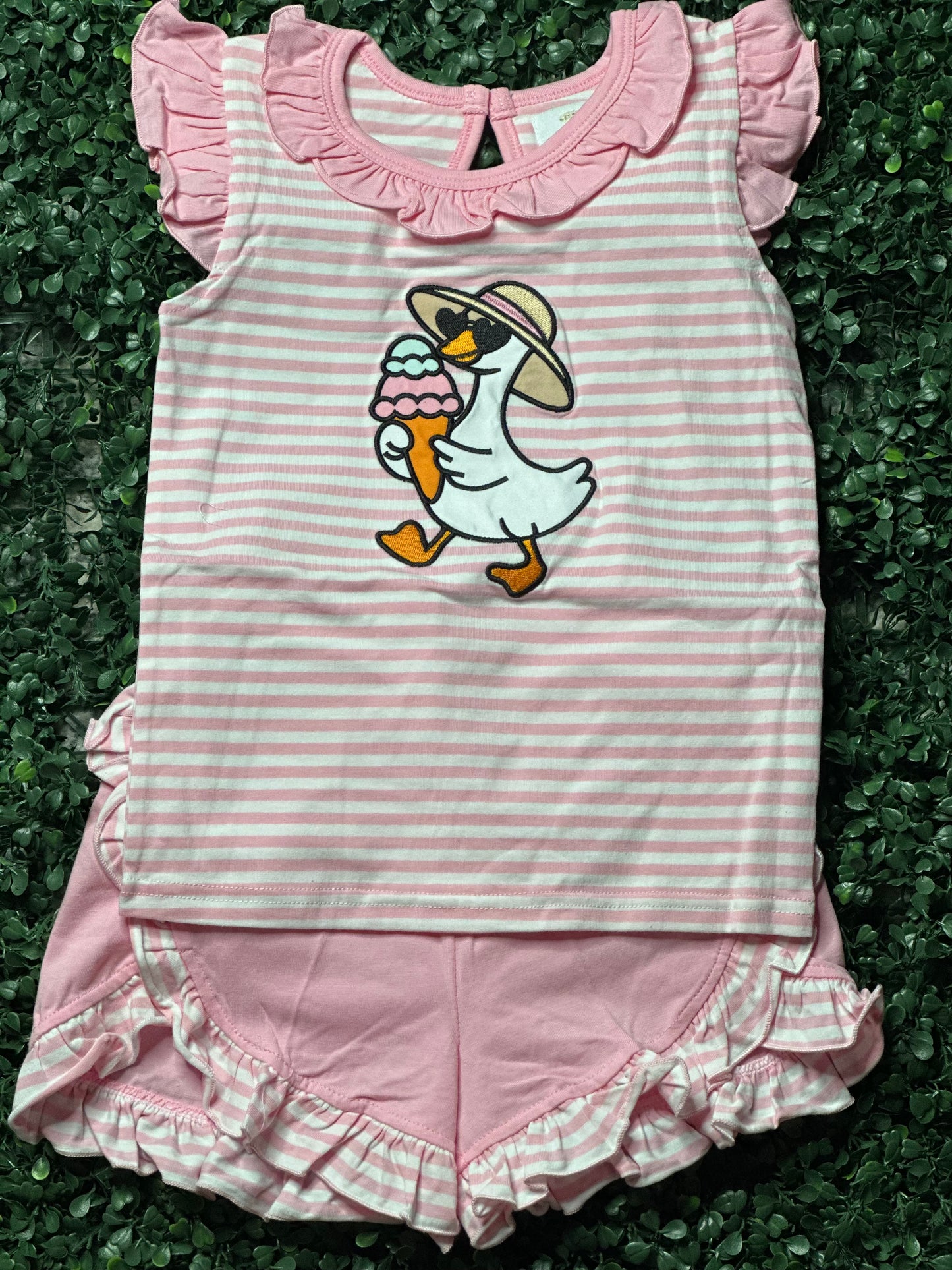 Waddles & Scoops